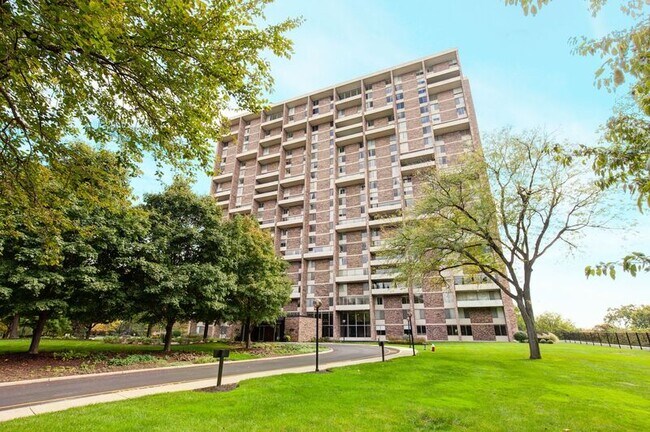 Foto del edificio - 1000 Urlin Ave