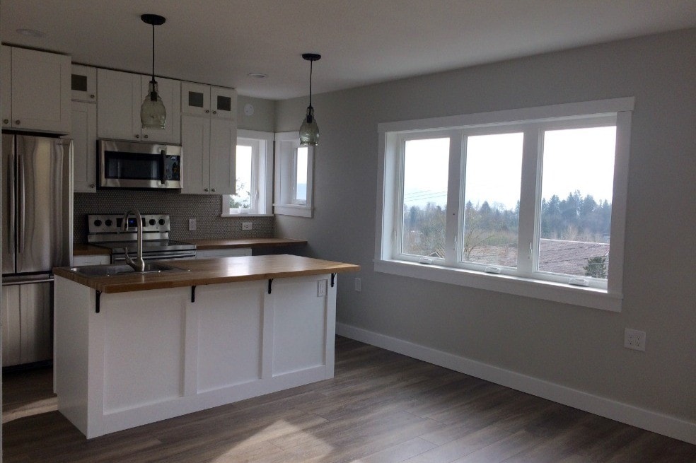 Kitchen/Living Room - 1507 NW 10th Ave