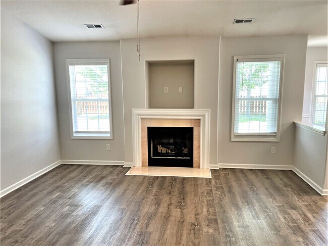 Building Photo - 10125 Orchard Grass Court