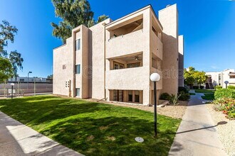 Building Photo - 7510 E Thomas Rd