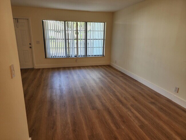 Foto del edificio - 431 Jupiter Lakes Blvd