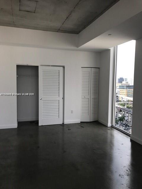 Foto del edificio - 151 SE 1st St