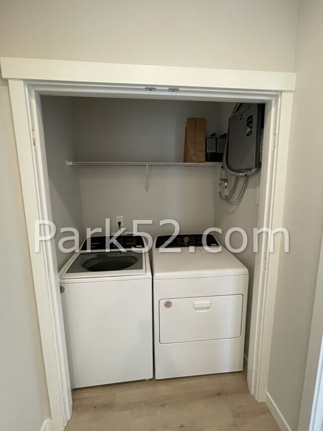Building Photo - 2 Bedroom ADU Unit in Tacoma