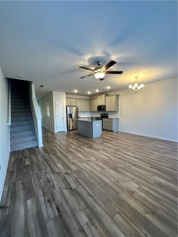 Foto del edificio - 115 Buckingham Ln