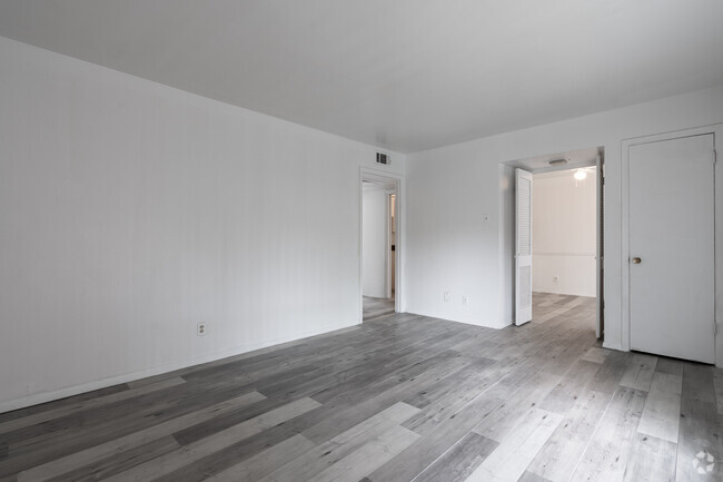 1BD, 1BA - Gaston Uptown