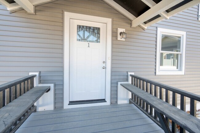 Foto del edificio - 669 State Rd