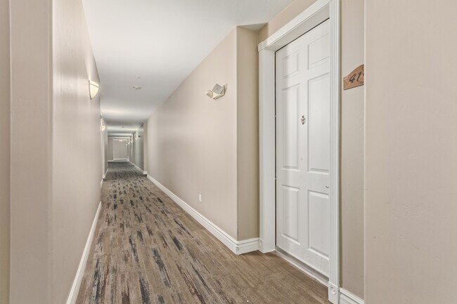 Foto del edificio - 5450 E Deer Valley Dr