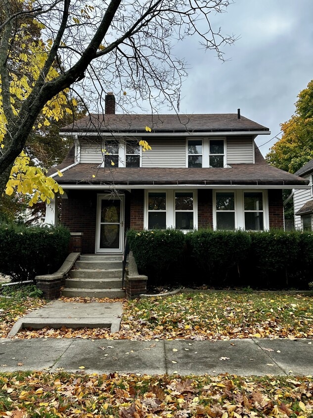 Foto principal - 2231 13th St SW