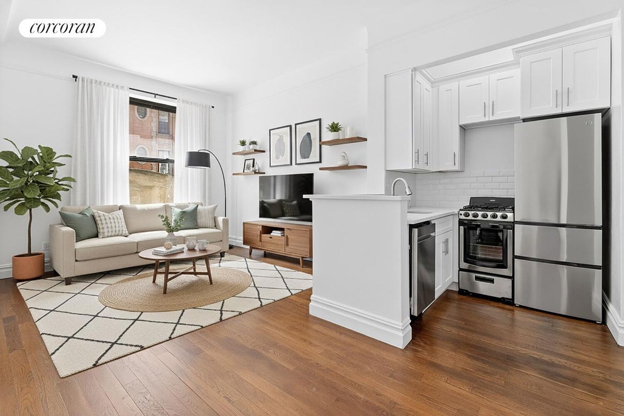 Foto principal - 321 Columbus Ave