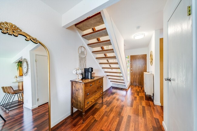 Building Photo - 92-1123-984 Panana St