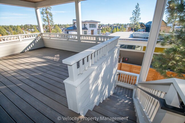 Foto del edificio - Brand New 1 Bedroom in Discovery West Neig...