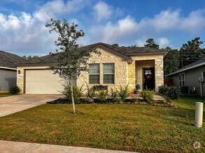 Building Photo - 310 Comal Dr
