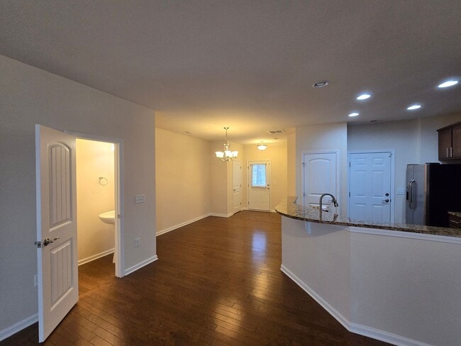 Building Photo - 111 Tuftin Dr