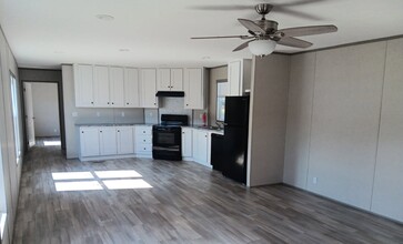 Building Photo - 584 Flatwoods Way