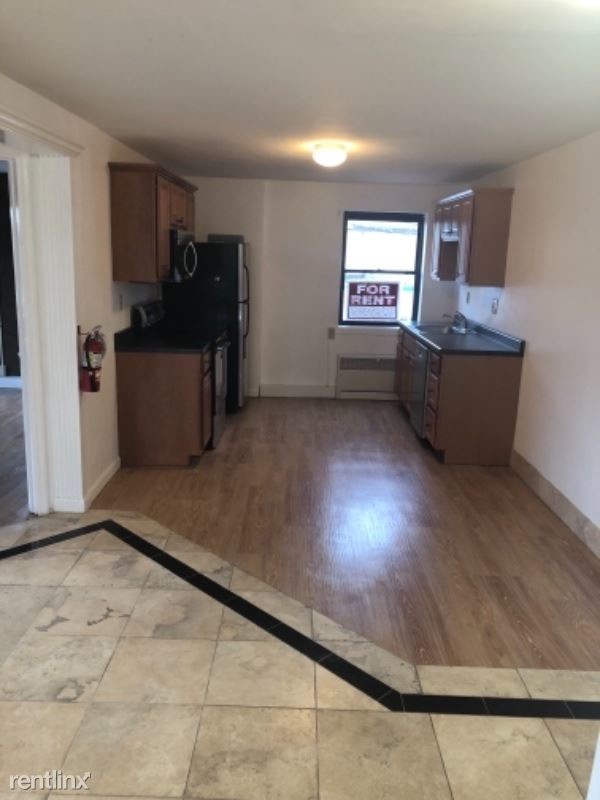 Foto del edificio - 7901 Perry Hwy