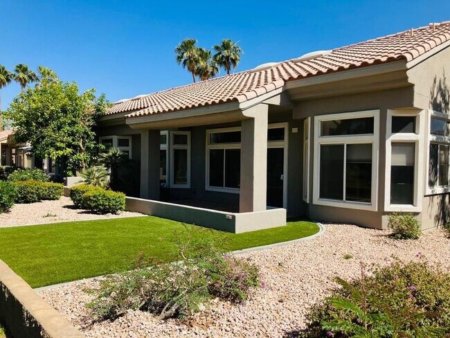 Foto del edificio - 78410 Willowrich Dr