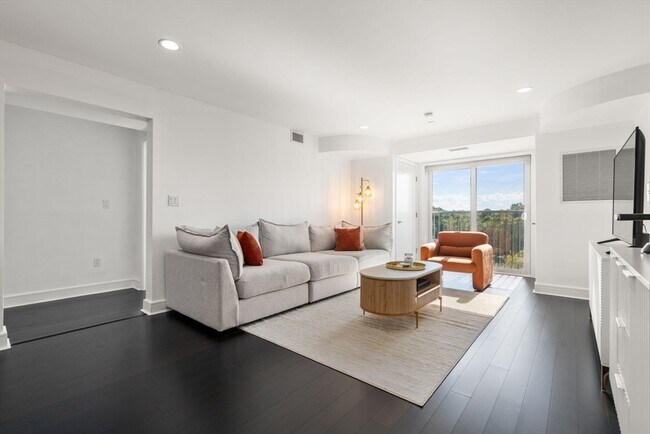 Foto del edificio - 770 Washington Ave