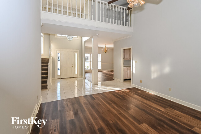 Building Photo - 1610 Saddle Glen Cove E