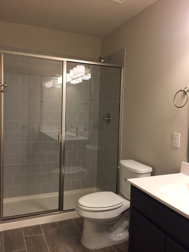 Foto del edificio - LUXURY 2 STORY DUPLEX LOCATED IN MIDLOTHIAN, TEXAS!