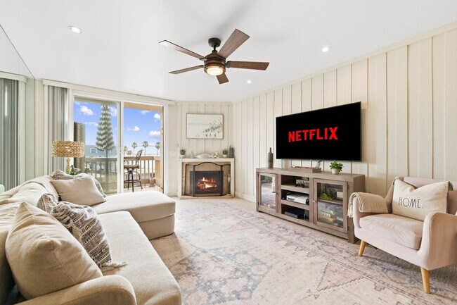 Foto del edificio - 999 N Pacific St