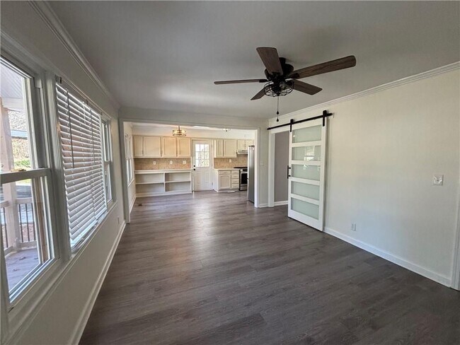 Foto del edificio - 3854 Davis St