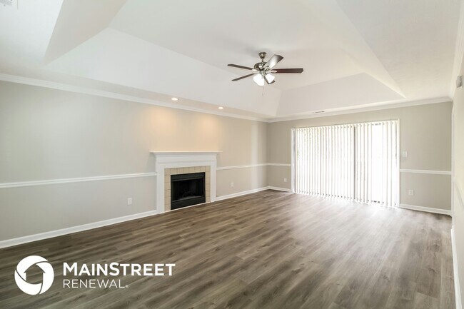 Foto del edificio - 5161 Salem Dr