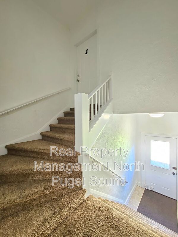 Building Photo - 2626 Rucker Ave