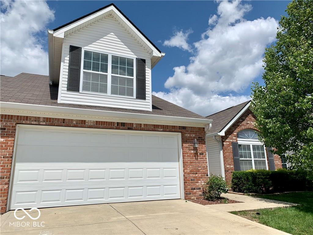 Primary Photo - 1350 Hamilton Dr