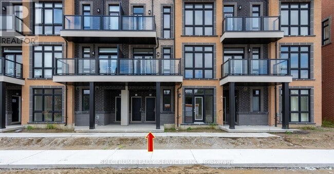 Building Photo - 12860-12860 Yonge St