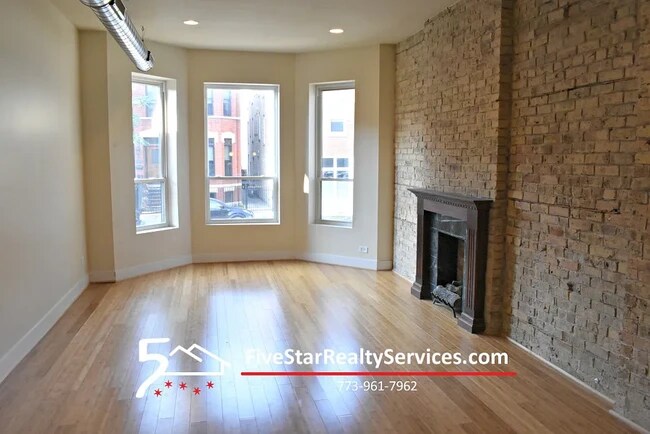 Building Photo - 1803 W Superior St