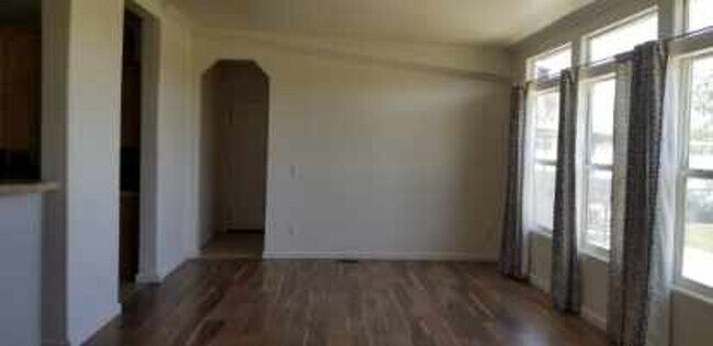 Foto del edificio - 18011 Brimhall Rd