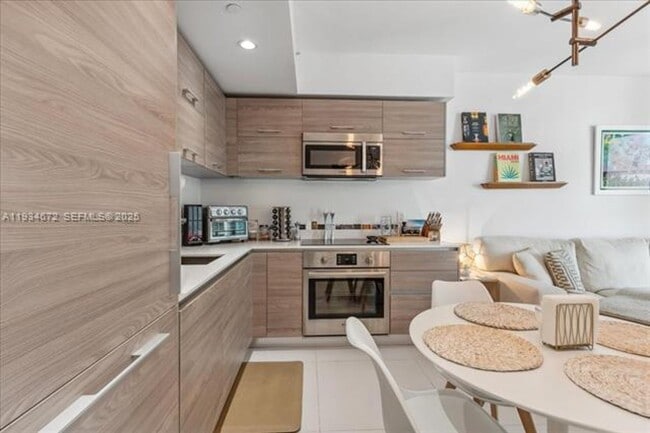 Photo - 1300 S Miami Ave Apartment