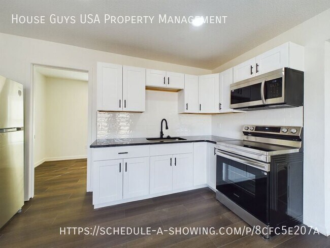 Foto del edificio - 8600 Countryshire Ln