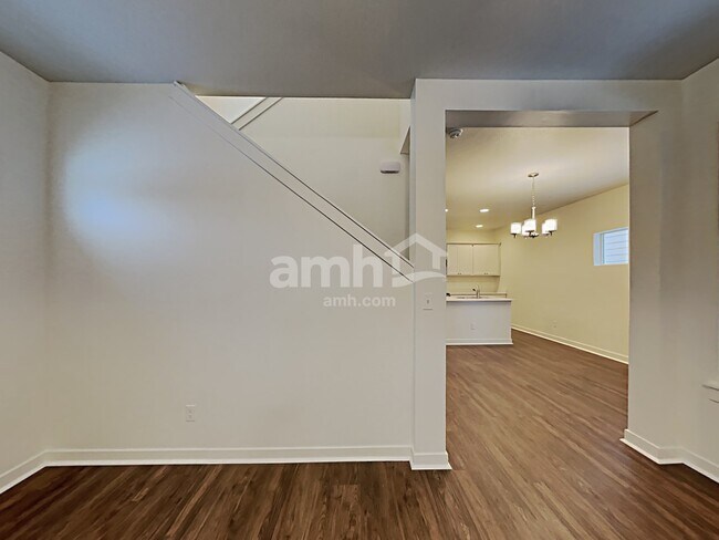 Foto del edificio - 799 E Springloyd St