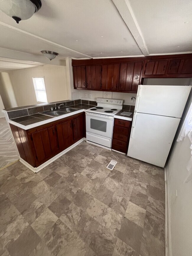 Foto del edificio - Sunrise Mobile Home Community