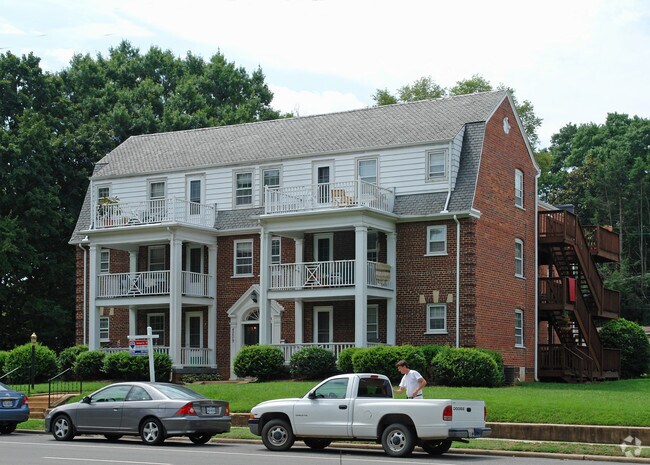 Building Photo - 4209 Grove Ave