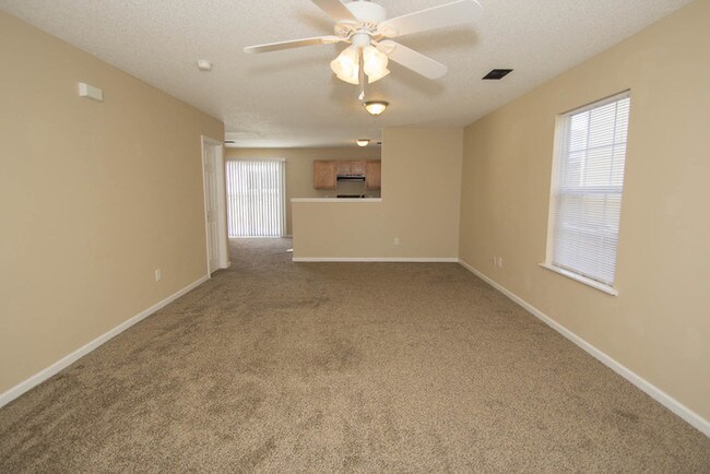 Building Photo - 357 Cape Jasmine Way