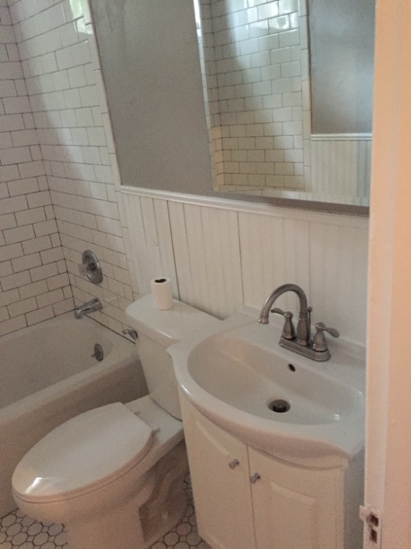 Photo - 340 Ellis Ave Apartment