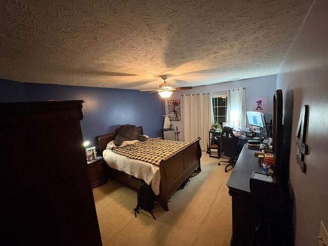 Building Photo - 4 Bedroom West Lafayette Home!