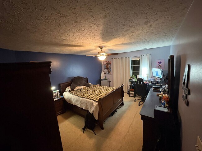 Foto del edificio - 4 Bedroom West Lafayette Home!