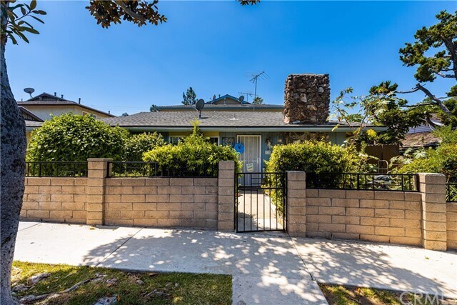 Foto principal - 125 N Merrimac Dr