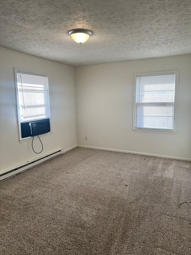 Building Photo - S0072-MF2-E1