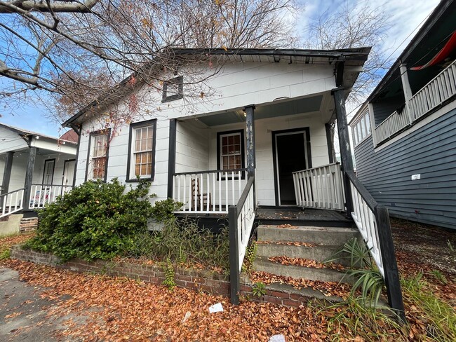 Foto del edificio - Downtown Charleston Cottage!