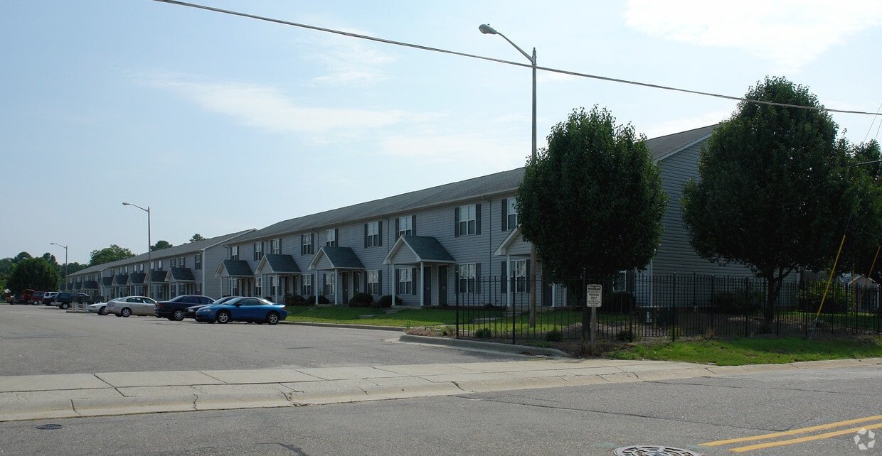 904-961 Pedro Drive - Tally Villas
