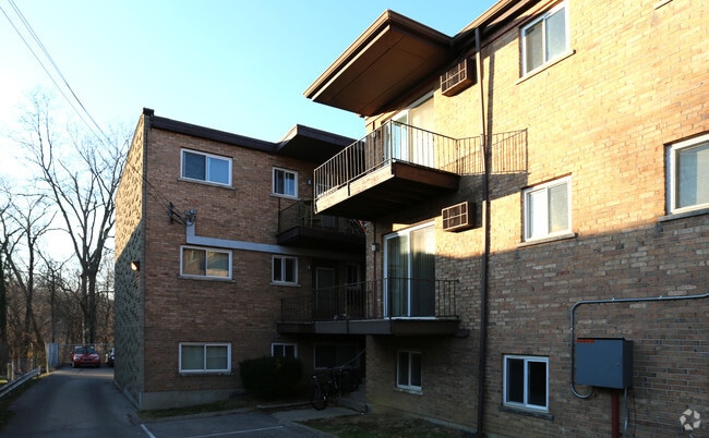 3245 Exterior - Burnet View Apartments