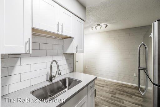 Foto del edificio - 1224 E Lemon St