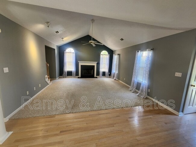 Foto del edificio - 10828 Glenway Pl