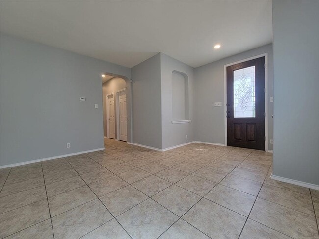 Building Photo - 311 Cushman Dr