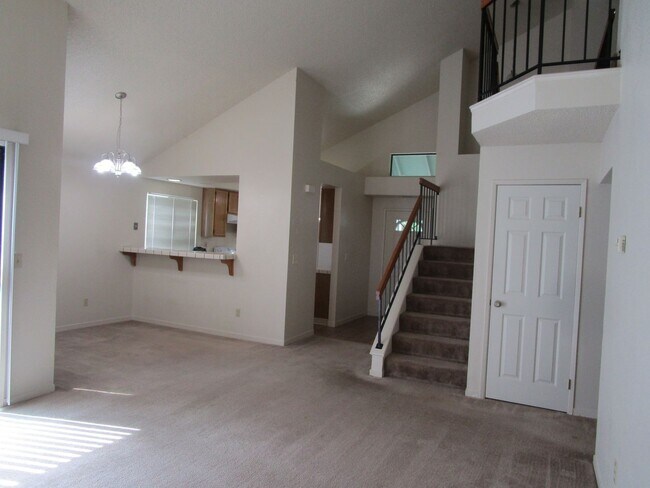 Foto del edificio - Beautifully Maintained Fairfield Home