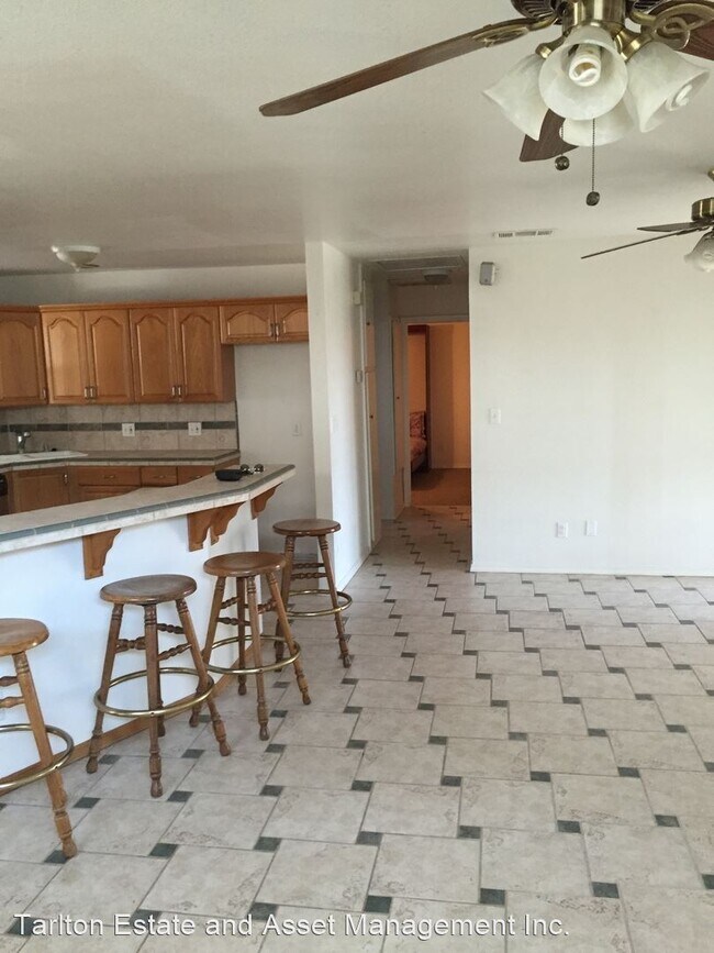 Foto del edificio - 2 br, 1 bath House - 3361 N. Fowler Ave.